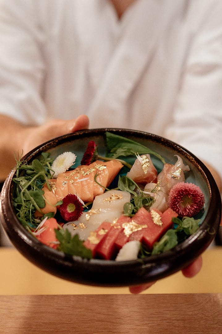 Sashimi, tuńczyk bluefin, łosoś z wysp owczych